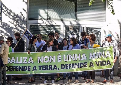 2017-10-06 concentracion Lei depredacion 003.jpg